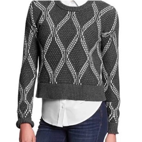 Banana Republic Sweaters - Banana Republic Sweater Gray and White Size Small